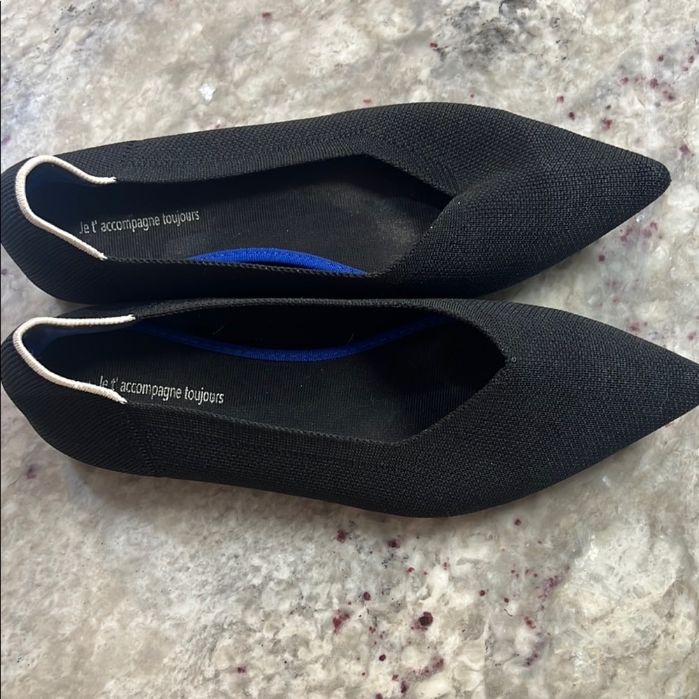 Black Women's Flats - Picture 2 of 6